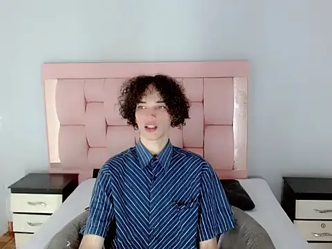 sora jun online show from April 4, 2026, 1:17 pm