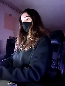 kirakitty xoxo online show from January 5, 2026, 6:22 pm