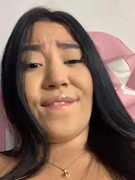 Snapshot of DulcePiink chatting on February 14, 2026, 7:47 pm DulcePiink online show from February 14, 2026, 7:47 pm