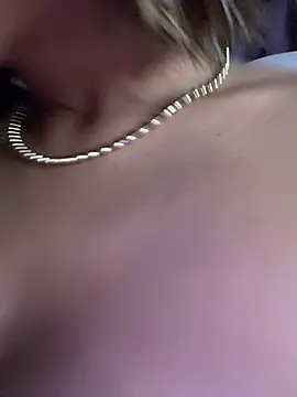 vicky bass  online show from June 28, 2026, 1:34 am