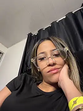 vicky bass  online show from March 21, 2026, 4:03 am