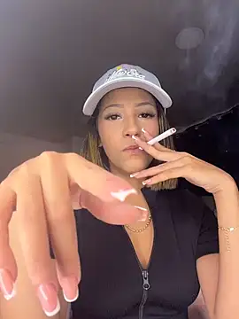 vicky bass  online show from July 6, 2026, 12:17 am