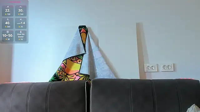 Snapshot of Lev_Miller chatting on April 4, 2026, 9:16 am Lev Miller online show from April 4, 2026, 9:16 am