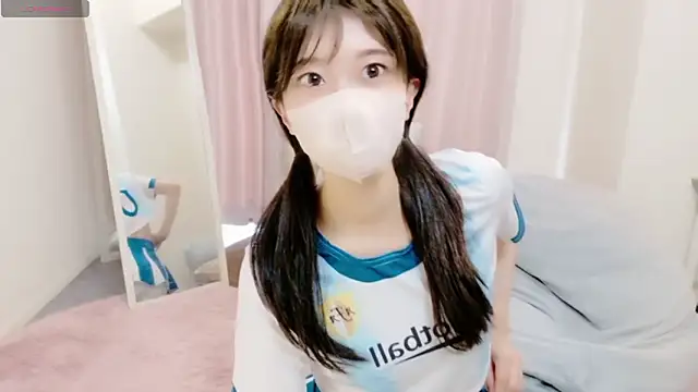 Snapshot of Rui-chaaan chatting on May 9, 2026, 5:22 am Rui-chaaan online show from May 9, 2026, 5:22 am