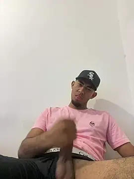 youngalexofficial online show from February 6, 2026, 1:01 am