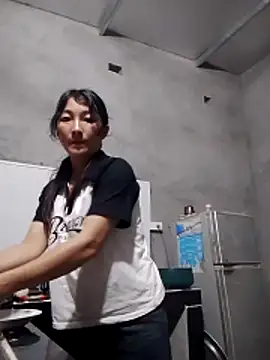 Snapshot of Asami_6868 chatting on March 1, 2026, 11:21 am Asami 6868 online show from March 1, 2026, 11:21 am