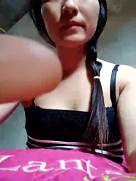 Snapshot of Asami_6868 chatting on January 8, 2026, 5:24 am Asami 6868 online show from January 8, 2026, 5:24 am