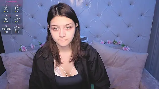 xxxnaughtyfoxyxxx online show from July 1, 2026, 5:24 pm