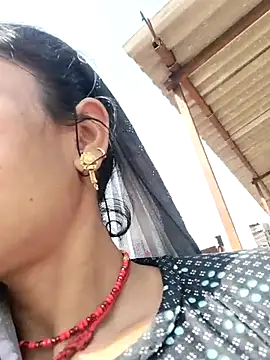 lodhi8080 online show from February 25, 2026, 10:04 am