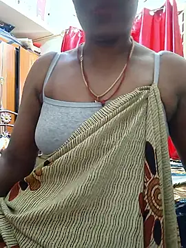 Snapshot of Meena_Meenakshi chatting on March 29, 2026, 6:59 am Meena Meenakshi online show from March 29, 2026, 6:59 am