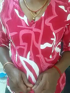 Snapshot of Meena_Meenakshi chatting on April 6, 2026, 5:25 pm Meena Meenakshi online show from April 6, 2026, 5:25 pm