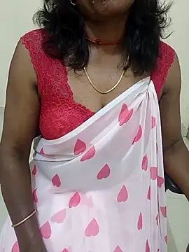 Snapshot of Meena_Meenakshi chatting on April 2, 2026, 5:52 pm Meena Meenakshi online show from April 2, 2026, 5:52 pm