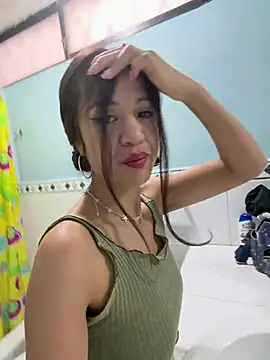 Debbie girl online show from January 19, 2026, 1:48 pm