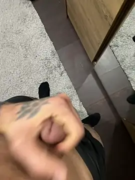 alexandrxlxx online show from February 22, 2026, 1:52 am