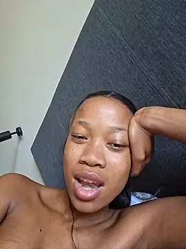 Snapshot of wey612 chatting on February 24, 2026, 11:55 am wey612 online show from February 24, 2026, 11:55 am