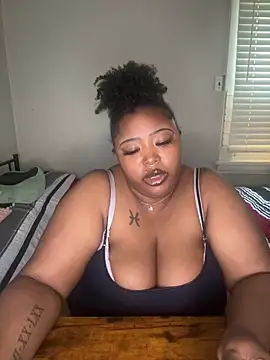 Snapshot of Chocolatebunnyxx96 chatting on April 16, 2026, 9:39 pm Chocolatebunnyxx96 online show from April 16, 2026, 9:39 pm