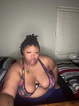 Snapshot of Chocolatebunnyxx96 chatting on April 24, 2026, 3:19 am Chocolatebunnyxx96 online show from April 24, 2026, 3:19 am