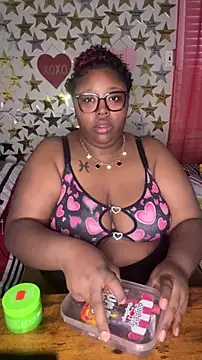 Snapshot of Chocolatebunnyxx96 chatting on February 15, 2026, 10:52 pm Chocolatebunnyxx96 online show from February 15, 2026, 10:52 pm