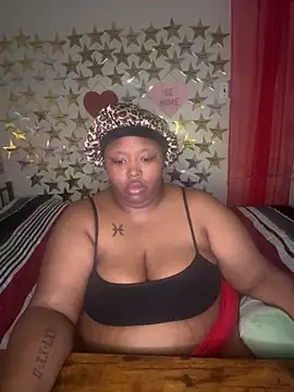 Snapshot of Chocolatebunnyxx96 chatting on February 9, 2026, 6:22 am Chocolatebunnyxx96 online show from February 9, 2026, 6:22 am