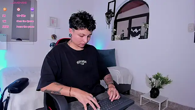 Zury Ramirez online show from February 5, 2026, 8:15 pm