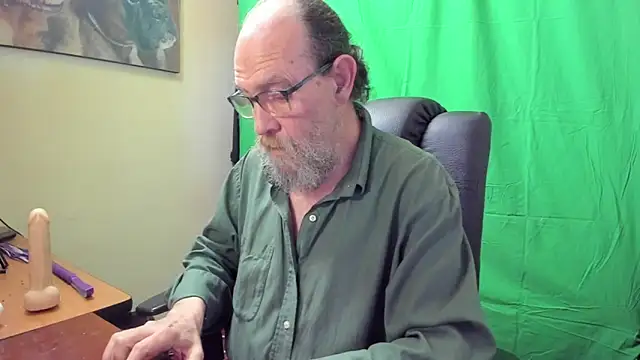 Uncle Hottie online show from April 15, 2026, 7:58 pm