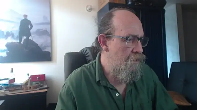 Snapshot of Uncle_Hottie chatting on June 30, 2026, 4:29 pm Uncle Hottie online show from June 30, 2026, 4:29 pm
