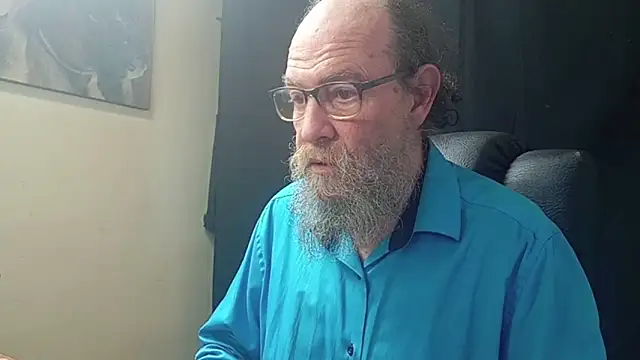 Uncle Hottie online show from March 31, 2026, 3:47 pm