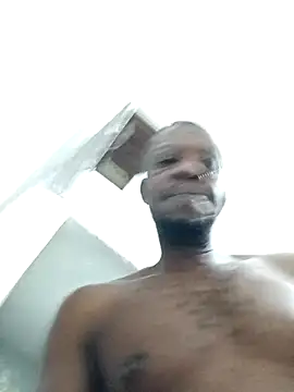 Negaomalinha1 online show from February 15, 2026, 11:14 pm