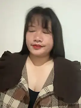 Snapshot of Suni-ii chatting on February 27, 2026, 12:00 am Suni-ii online show from February 27, 2026, 12:00 am