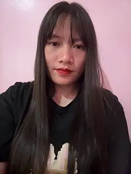 Snapshot of Suni-ii chatting on February 7, 2026, 5:59 am Suni-ii online show from February 7, 2026, 5:59 am