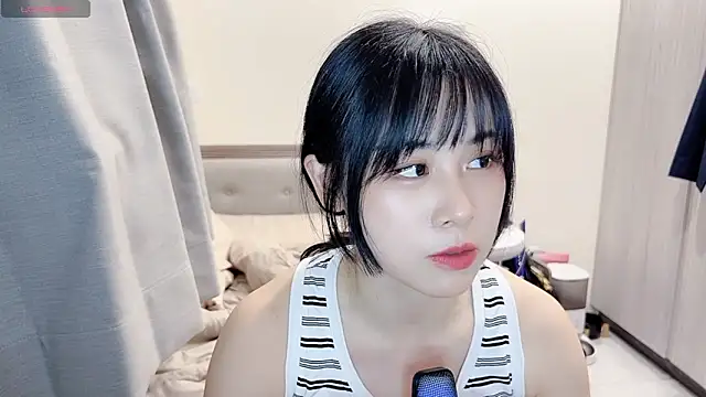 Snapshot of BabyOneDaily chatting on May 25, 2026, 12:37 pm BabyOneDaily online show from May 25, 2026, 12:37 pm