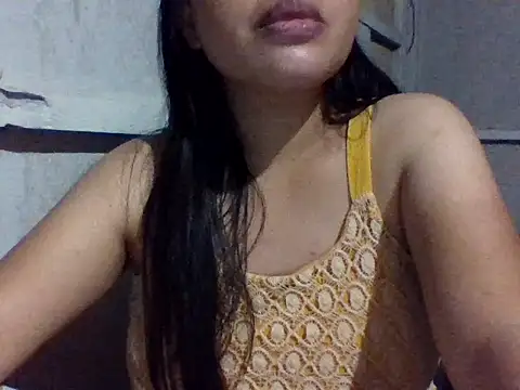 sweetprinces08 online show from February 21, 2026, 1:13 pm