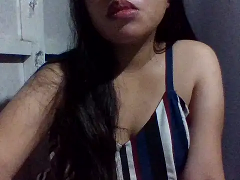 Snapshot of sweetprinces08 chatting on May 2, 2026, 4:34 pm sweetprinces08 online show from May 2, 2026, 4:34 pm