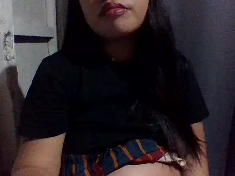 Snapshot of sweetprinces08 chatting on April 29, 2026, 8:37 pm sweetprinces08 online show from April 29, 2026, 8:37 pm