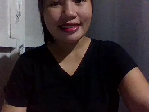Snapshot of sweetprinces08 chatting on April 3, 2026, 11:49 am sweetprinces08 online show from April 3, 2026, 11:49 am