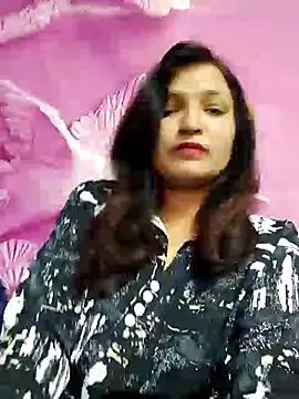 Snapshot of Priyaa_1433 chatting on July 9, 2026, 6:25 am Priyaa 1433 online show from July 9, 2026, 6:25 am