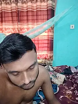 Snapshot of soft_couple778 chatting on February 28, 2026, 5:18 am soft couple778 online show from February 28, 2026, 5:18 am