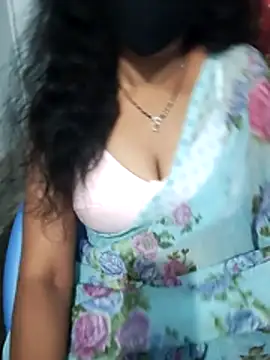 Snapshot of lusy79 chatting on February 12, 2026, 4:40 pm lusy79 online show from February 12, 2026, 4:40 pm