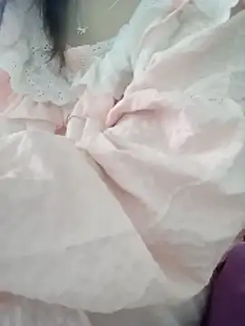 Snapshot of -Hyna- chatting on February 18, 2026, 9:28 am -Hyna- online show from February 18, 2026, 9:28 am