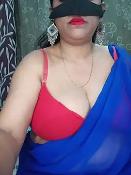 Snapshot of Hot-BHABHI696 chatting on April 5, 2026, 7:37 am Hot-BHABHI696 online show from April 5, 2026, 7:37 am