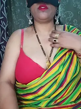 Snapshot of Hot-BHABHI696 chatting on April 1, 2026, 9:54 am Hot-BHABHI696 online show from April 1, 2026, 9:54 am