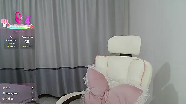 Snapshot of ailymei chatting on February 7, 2026, 2:36 pm ailymei online show from February 7, 2026, 2:36 pm