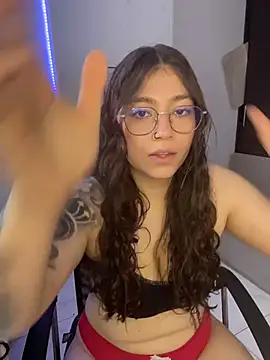 Snapshot of soffmoon chatting on February 25, 2026, 9:47 pm soffmoon online show from February 25, 2026, 9:47 pm