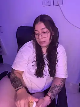 soffmoon online show from March 1, 2026, 11:38 pm