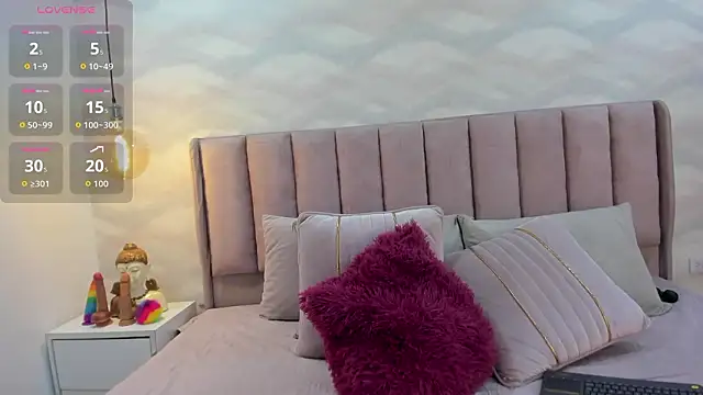 Snapshot of Im_Kharla chatting on February 19, 2026, 8:28 pm Im Kharla online show from February 19, 2026, 8:28 pm