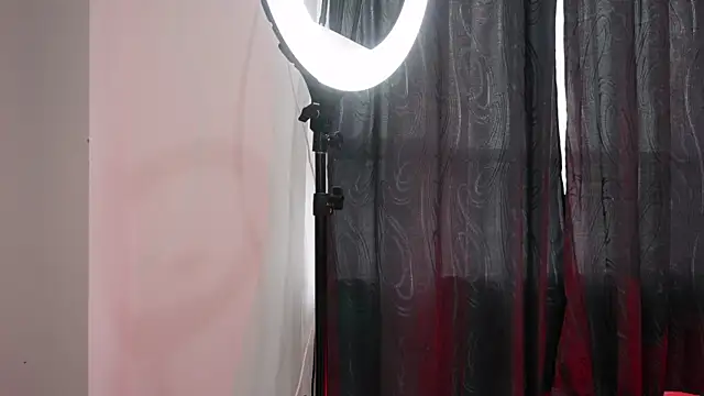 Snapshot of zoe_westxx chatting on January 6, 2026, 7:07 pm zoe westxx online show from January 6, 2026, 7:07 pm