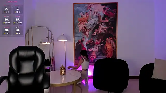 KayraLanne online show from April 14, 2026, 4:06 am