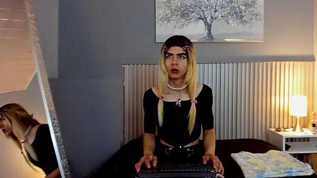 vicky fant4sy online show from January 7, 2026, 1:49 pm