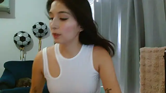 Almaglow  online show from July 9, 2026, 2:38 pm