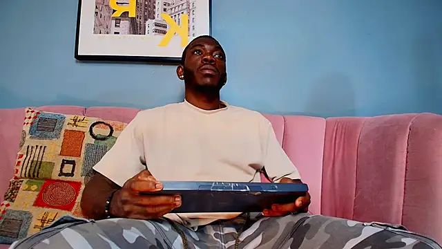 Snapshot of bro_friends chatting on February 13, 2026, 1:38 am bro friends online show from February 13, 2026, 1:38 am